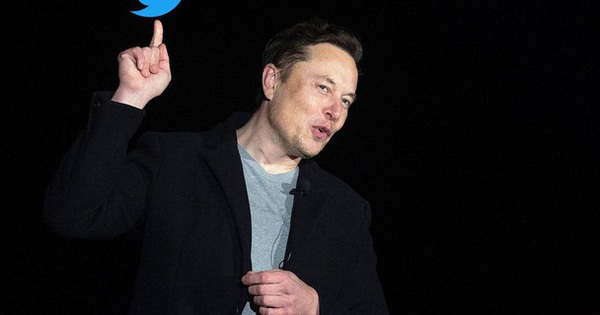 Đằng sau cú “quay xe” đồng ý mua Twitter của Elon Musk