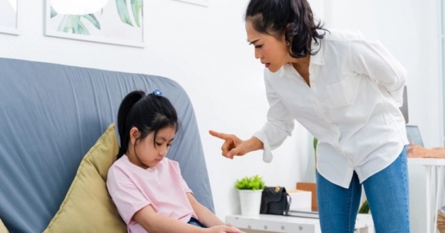 Chạy đua theo người khác, cha mẹ vô tình đẩy con lạc hướng cuộc đời