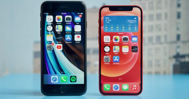 Chọn iPhone 12 mini hay iPhone SE 2020 khi chênh nhau 9 triệu đồng?