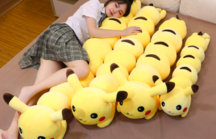 Mùa đông không lạnh nếu các bạn FA sở hữu chiếc gối ôm Pikachu 