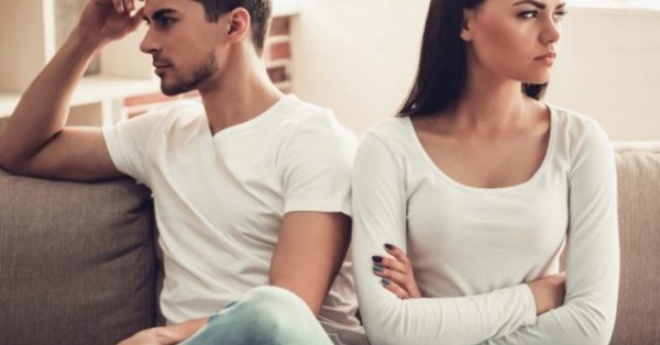 7 thói quen khiến mối quan hệ với bạn tình ngày càng nguội lạnh