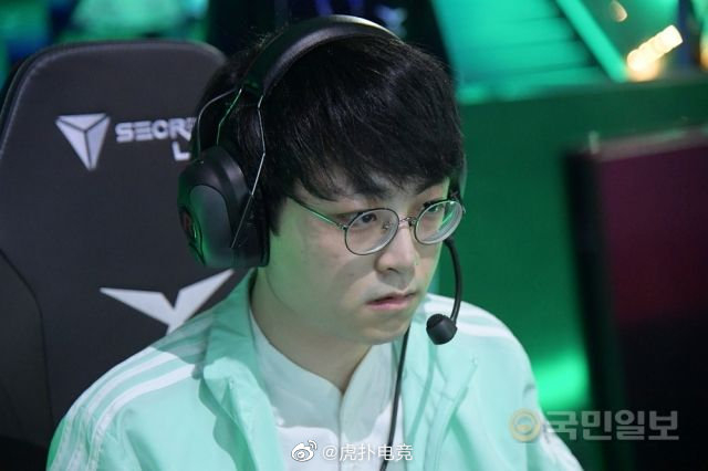 ShowMaker khẳng định những đội theo đuổi lối chơi 'late-game' sẽ comeback cực mạnh sau bản update LMHT 12.10