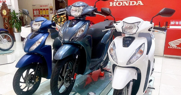 Giá xe máy ở mức thấp hiếm có: Honda Vision, SH, Winner X, Janus... dưới mức đề xuất tối đa 23 triệu đồng, tặng kèm đồng hồ xịn xò