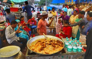 Món cơm rang huyền thoại này đã thống trị bữa ăn ba miền đất Ấn Độ, Pakistan và Bangladesh như thế nào?