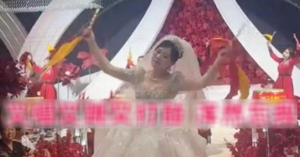 Cô dâu 38 tuổi gây tranh cãi vì trình diễn "lố" trong đám cưới