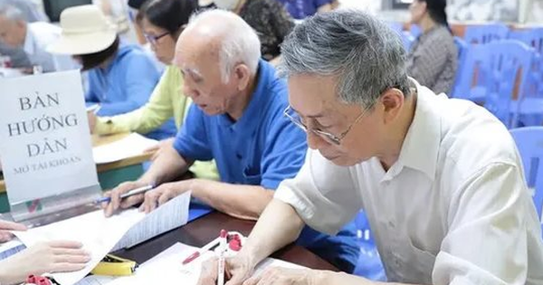 Lại có thủ đoạn lừa đảo mới cực tinh vi nhắm vào người hưởng chế độ hưu trí, bảo hiểm xã hội