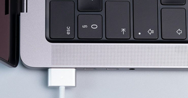 Apple có thể phát hiện chất lỏng lọt vào cổng USB-C của máy Mac