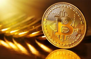 Giá tăng chóng mặt không kiểm soát nổi, Steam buộc phải bỏ việc bán game bằng Bitcoin