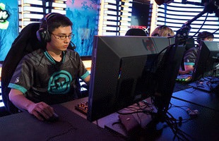 DOTA 2: Team Immortals thay máu, Forev sẽ là người ra đi