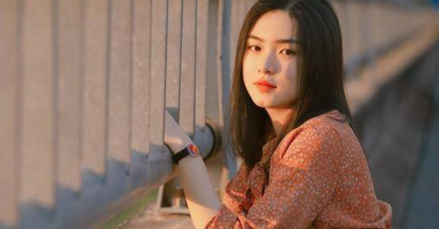 Một năm sau khi ly hôn, mẹ chồng cũ gọi điện xin cô tái hôn