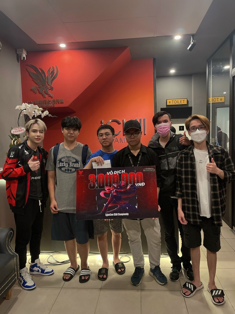 Zeros phá đảo giải phòng Net CyberCore Gaming iChill Championship