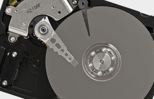 Những chiếc HDD trên PC đang đến rất gần con đường 'tuyệt chủng'