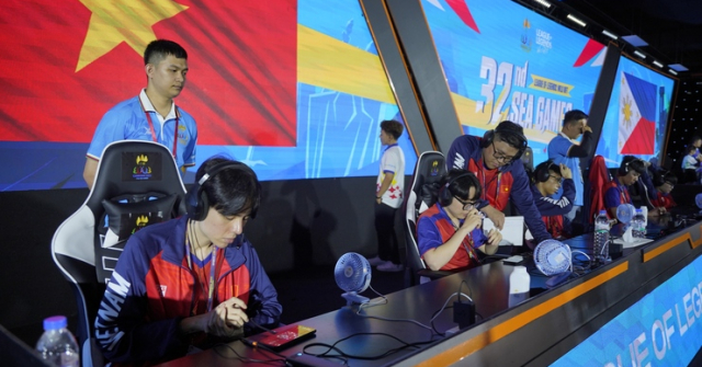 eSports Việt Nam có huy chương đầu tiên tại SEA Games 32