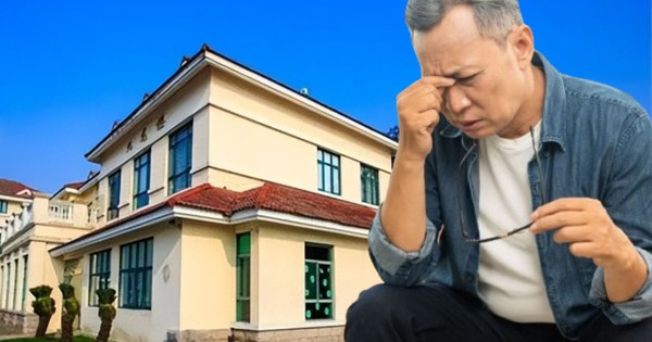 Chi 10 tỷ đồng mua 6 căn biệt thự rồi bỏ quên, 20 năm sau người đàn ông phát hiện có người sống bên trong: “Anh không có quyền lấy lại”