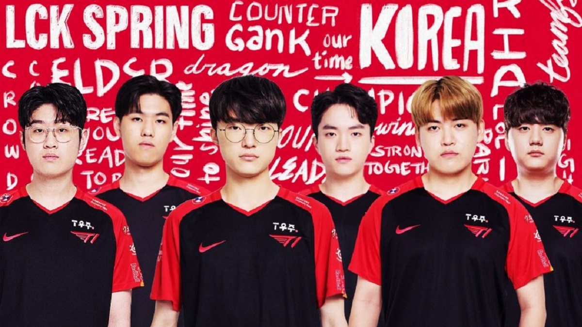 Faker bị fan LPL ‘khủng bố’ trên livestream đến mức sập kênh