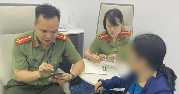 Nhận thông tin 1 công dân đến ngân hàng MB yêu cầu chuyển hết tiền tiết kiệm 763 triệu cho con rể, công an liền phát hiện điểm nghi vấn, đề nghị dừng giao dịch