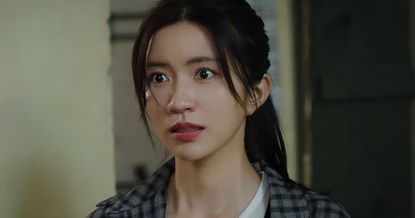 Mỹ nhân Việt bị ghét nhất hiện tại: Kém duyên còn không biết điều, được mỗi nhan sắc vớt vát lại