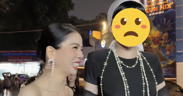 Lệ Quyên và "Hồ Ngọc Hà" tay bắt mặt mừng rôm rả trên thảm đỏ, chuyện gì đây?