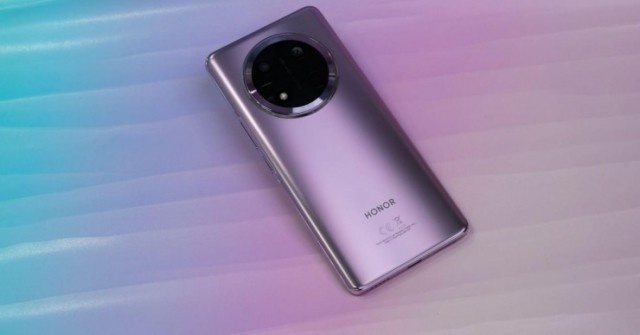 Top smartphone pin khỏe đáng mua trong tầm giá dưới 10 triệu đồng