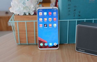 Meizu trình làng bộ đôi 16 và 16 Plus, thiết kế đẹp, cảm biến vân tay dưới màn hình, Snapdragon 845, giá dưới 400 USD