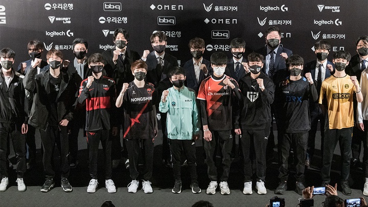 LCK Mùa Hè 2022 xác định 6 cái tên tham dự Playoffs