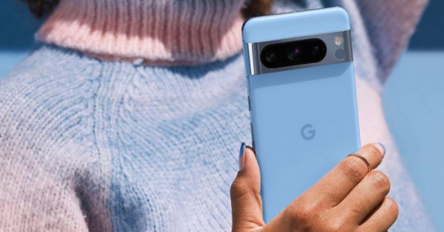 Google ra mắt dòng Pixel 8 cao cấp, camera cực 