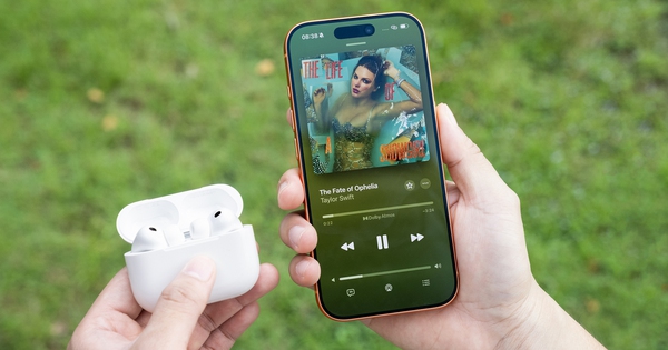 Apple Music “lột xác” trên iOS 26: Nghe nhạc mượt như DJ, biến iPhone thành mic hát nhạc tại nhà!