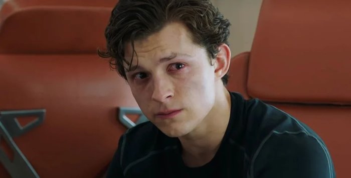 Tom Holland tiết lộ chính cuộc gọi say xỉn của anh đã cứu cả cuộc đời Spider-man