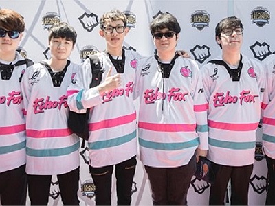 LMHT: Huni cùng Echo Fox chiến thắng áp đảo 3-0 trước CG để cùng 100T và TL tham dự Khu Vực Đại Chiến 2018