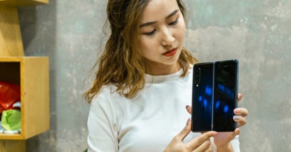 Tin vui dành cho ai ngóng trông Galaxy Fold 2