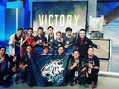 Dư âm chiến thắng của EVOS Esports: Tự hào quá Việt Nam ơi