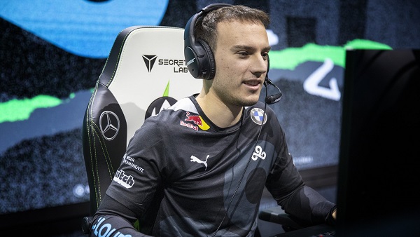 C9 Perkz: “Tôi chẳng biết rõ được cái gì thực sự mạnh ở đường giữa”