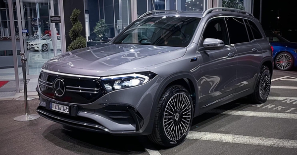 Mercedes Việt Nam mở bán 3 mẫu SUV điện trong năm nay: EQB giá dự kiến 2,3 tỷ, EQS SUV đi tối đa 660 km