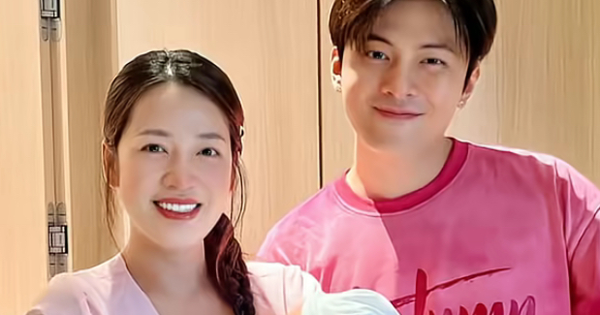 Bức ảnh để lộ cận nhan sắc thật của Puka hậu sinh con đầu lòng