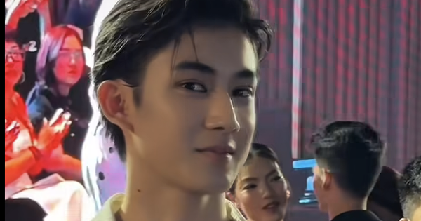 Tóm cận visual 