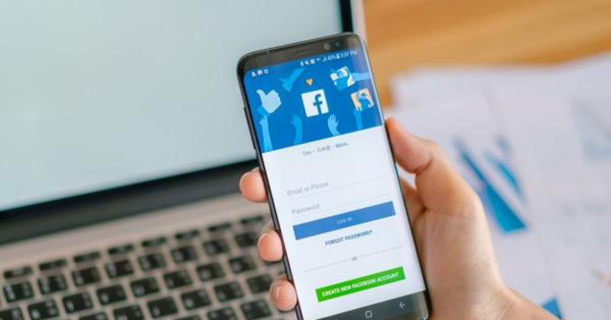 Cách Facebook nhắm tới người dùng thông qua quảng cáo ẩn