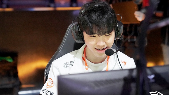 Kết quả LCK Mùa Hè 2021 hôm nay 8/7: KT vs HLE - Chovy lại gánh team