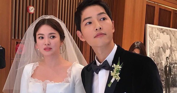 Cặp đôi ngôn tình ngọt nhất thế kỷ, ngoài đời tổ chức đám cưới "bom tấn" nhưng ly hôn chỉ sau 1 năm 8 tháng