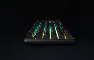 Xiaomi ra mắt bàn phím cơ chuyên chơi game full size có led RGB giá chỉ 780.000 VNĐ