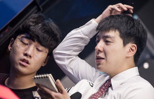 Top hay Jungle? SKT T1 đang 