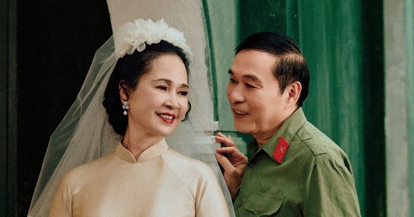 Ảnh cưới của NSND Lan Hương và NSƯT Đỗ Kỷ