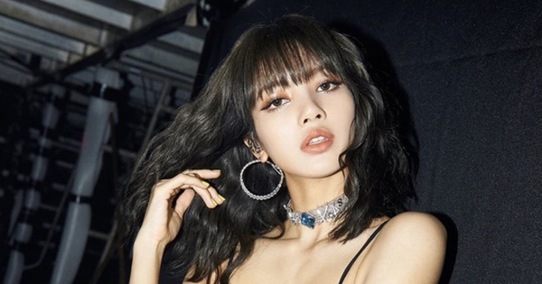 Lisa (BLACKPINK) giàu 