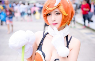 Cosplay Riven Thỏ Ngọc 