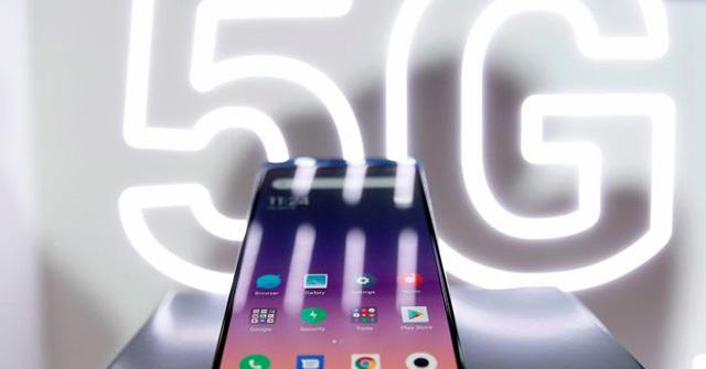 Smartphone 5G của Xiaomi cho Samsung và Apple hít khói