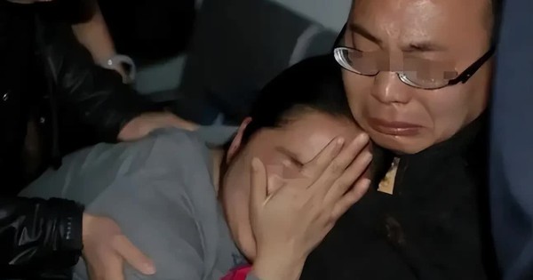 Bé gái 5 tuổi bị nghẹn đến tử vong khi ăn chuối, bố mẹ đòi người hàng xóm đã cho em quả chuối bồi thường 2,7 tỷ đồng: Tòa phán quyết thế nào?