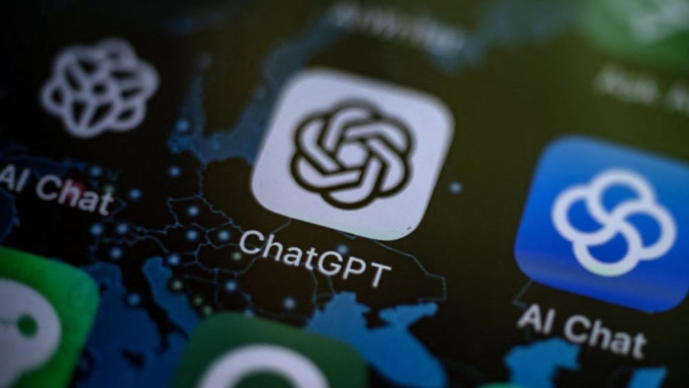 ChatGPT và AI tạo sinh làm gia tăng rủi ro: Nhân viên vô tình chia sẻ dữ liệu nhạy cảm