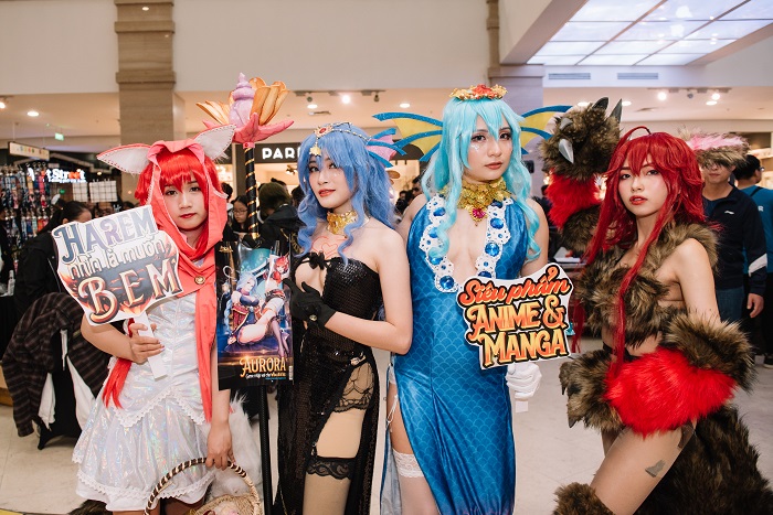 Thâu tóm giới gái xinh cosplay cực phẩm, chơi game này là phải ngắm mông ngực mệt nghỉ cả ngày