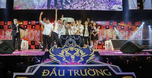 Chung kết Đấu Trường Danh Vọng mùa Đông 2020: SaiGon Phantom lên ngôi vô địch một cách dễ dàng
