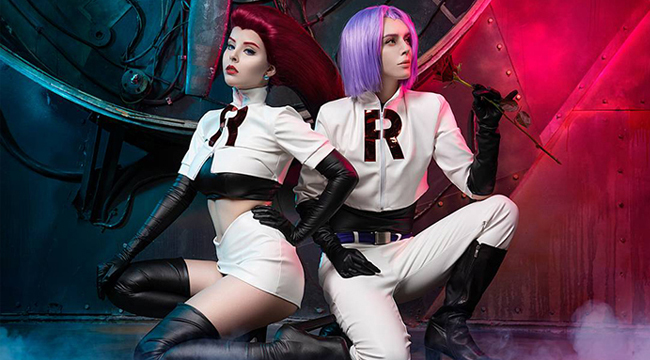 Cosplay đầy tình tứ của cặp đôi Team Rocket Jessie – Jame