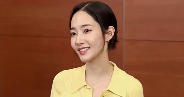 Park Min Young khoe nhan sắc thượng hạng, cao tay sỉ nhục 